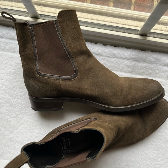 Thursday Boot Co - Duchess Chelsea Boot - Picture 4 of 9